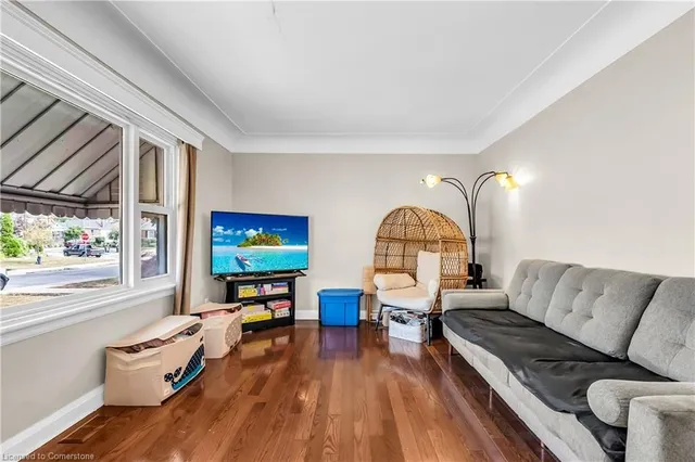 Additional image 12 of 59 Cloverdale Ave