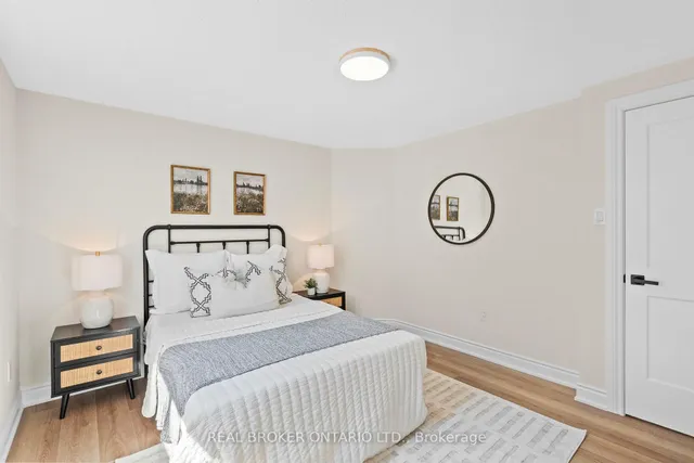 Additional image 35 of 41 Duggan Dr