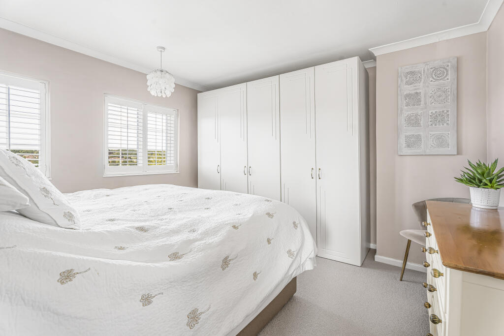 Additional image 7 of Saxon Close, Harpenden, AL5