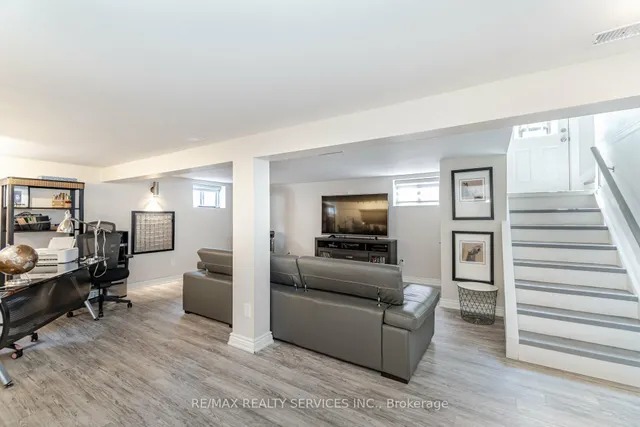 Additional image 26 of 119 Denison Ave