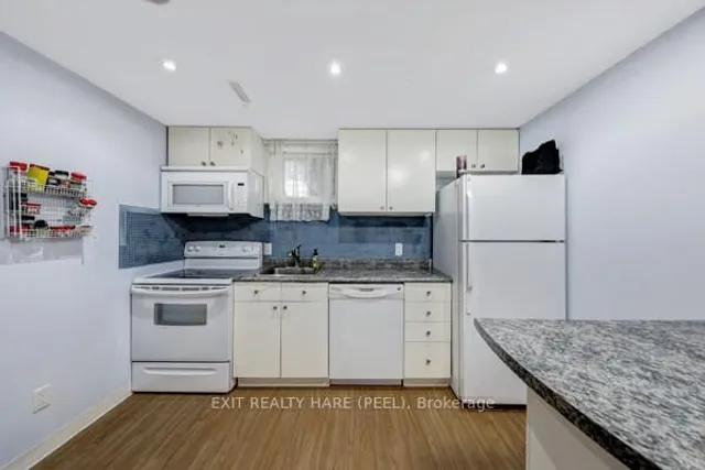 Additional image 9 of 16 Lynwood Crt