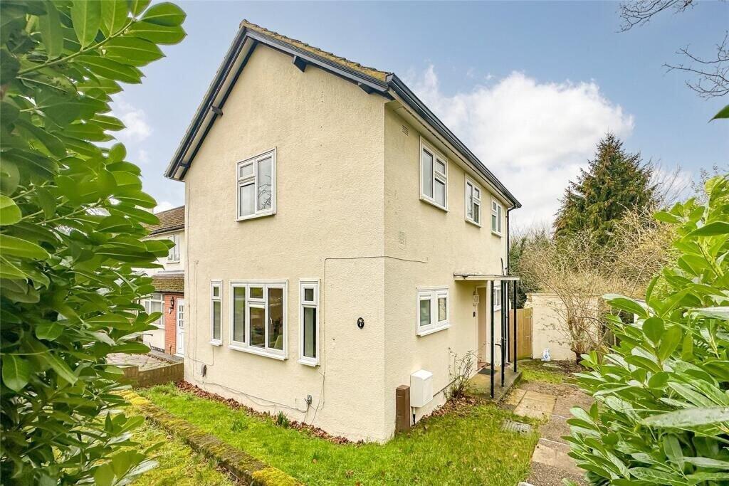 Roundfield Avenue, Harpenden, Hertfordshire, AL5