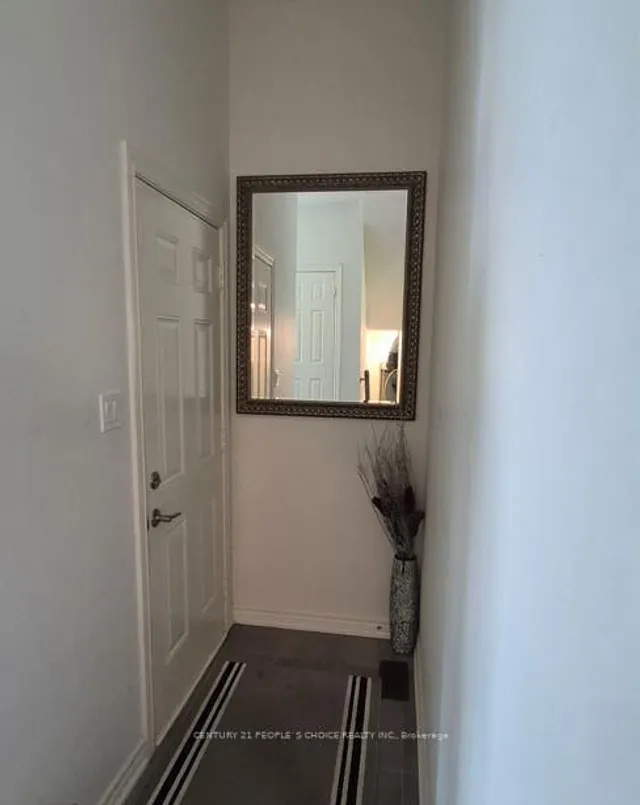 Additional image 12 of 71 Riverwalk Dr