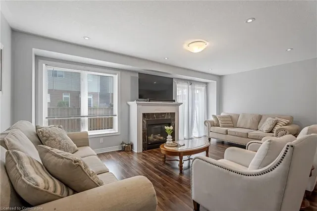 Additional image 14 of 28 Charleswood Crescent Cres