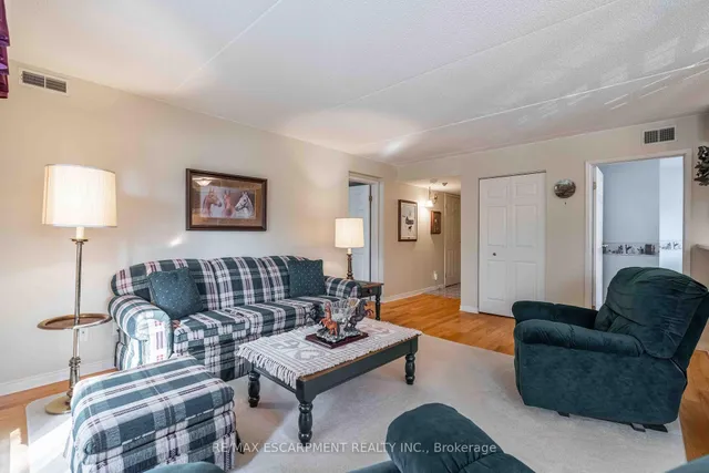 Additional image 9 of 3499 Upper Middle Rd Unit 102