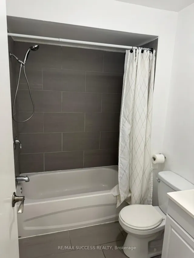 Additional image 41 of 32 Martindale Cres