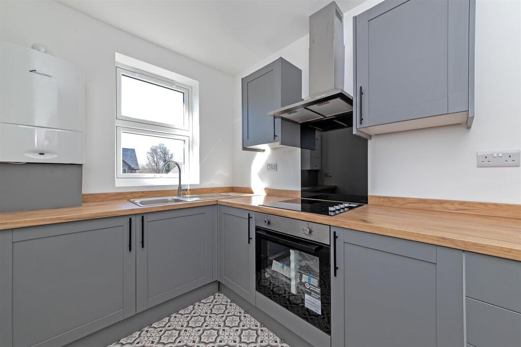 Additional image 15 of Frogmore, St. Albans