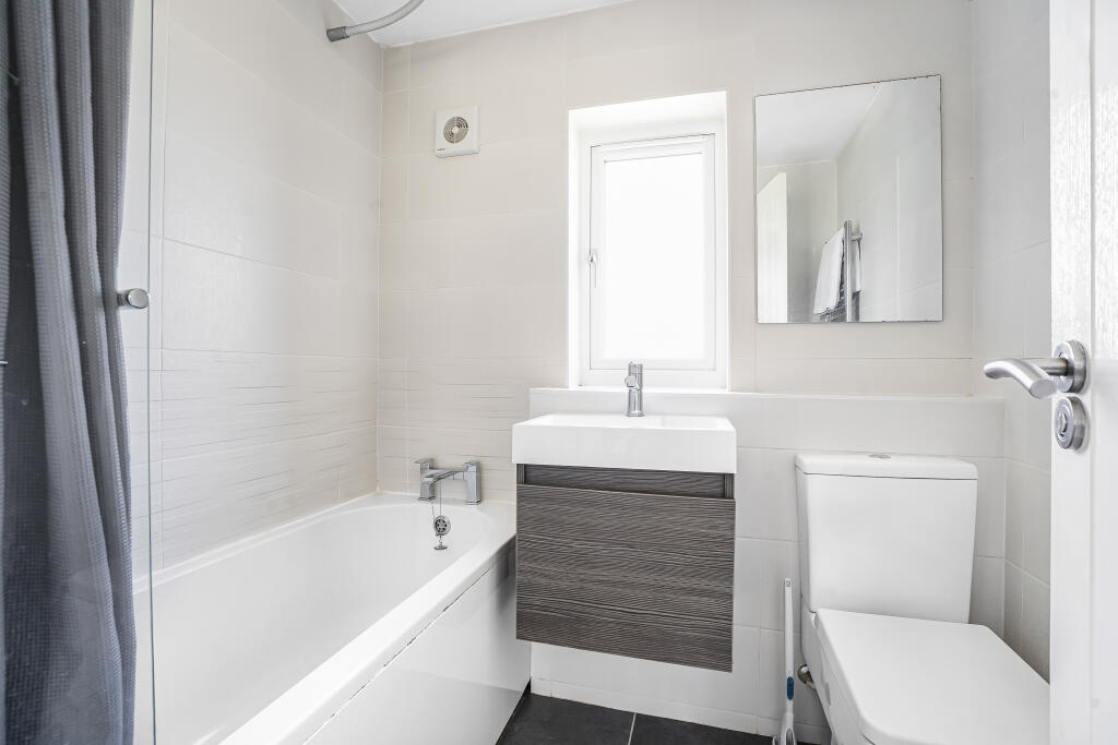 Additional image 9 of Parkfield, Markyate, St. Albans, AL3