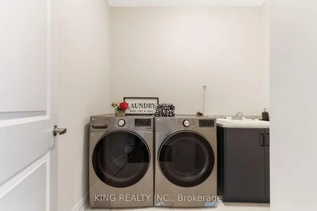 Additional image 38 of 3419 Sixth Line