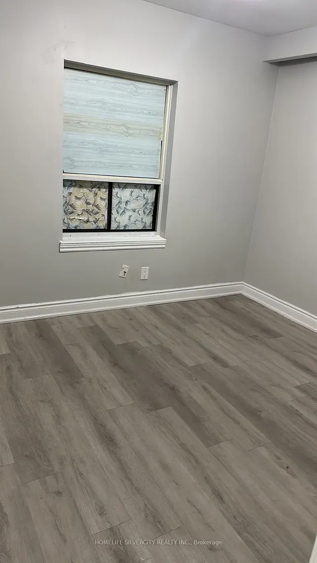 Additional image 17 of 1 Studley St