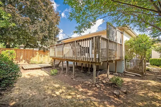 Additional image 36 of 652 Ardleigh Cres