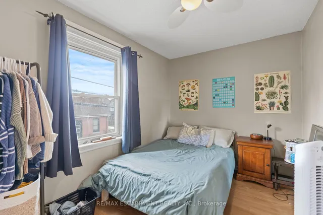 Additional image 25 of 48 Locke St