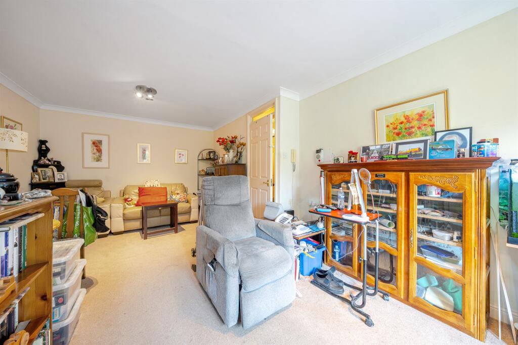 Additional image 8 of Batchwood View, St. Albans