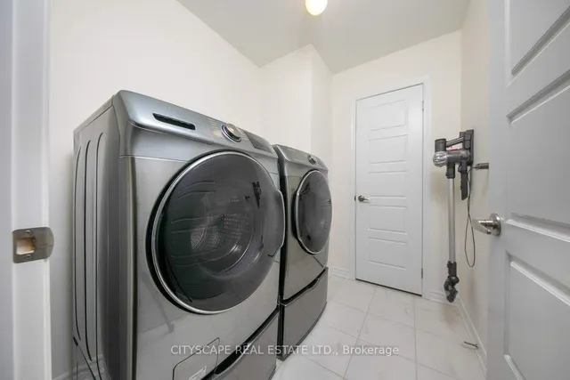 Additional image 25 of 141 Hatt Crt