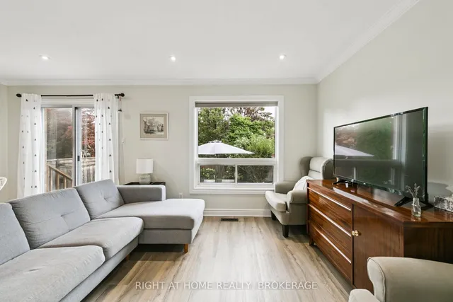 Additional image 16 of 550 Eliza Cres