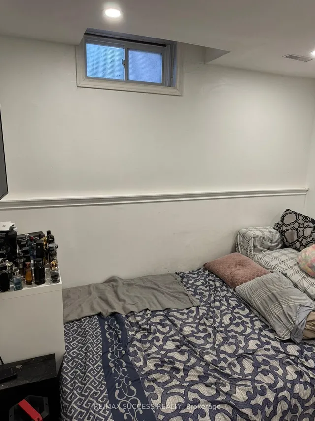 Additional image 34 of 32 Martindale Cres