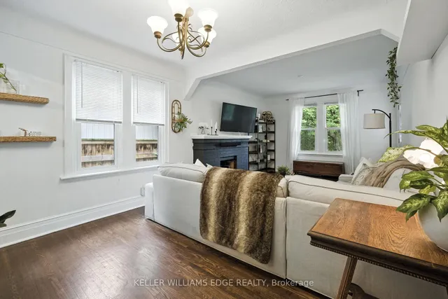 Additional image 9 of 1999 Main St