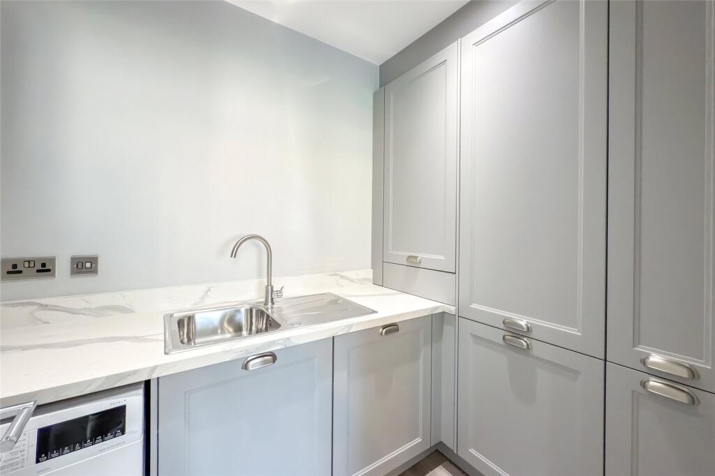 Additional image 18 of Oaklands Lane, Smallford, St. Albans, Hertfordshire, AL4