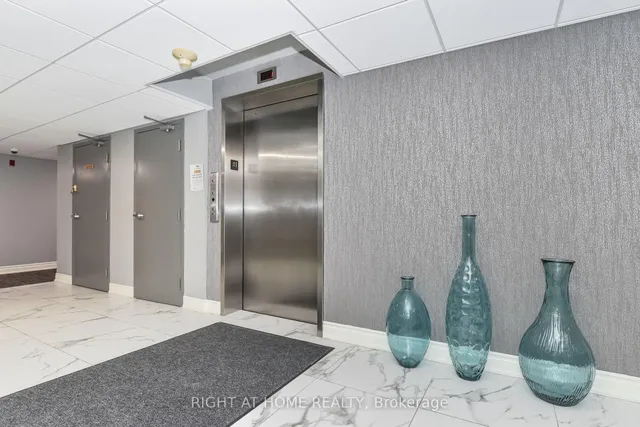 Additional image 4 of 3499 Upper Middle Rd Unit 404