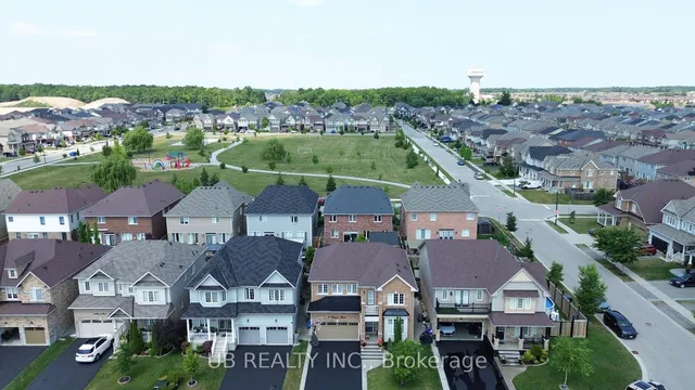 Additional image 28 of 8 Menzies St