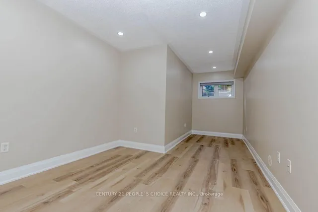 Additional image 31 of 47 Hays Blvd Unit 25