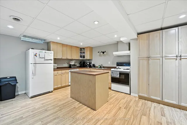 Additional image 32 of 2921 Mulberry Dr