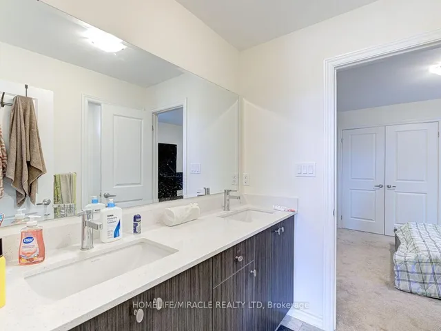 Additional image 29 of 8 Jenwood Cres