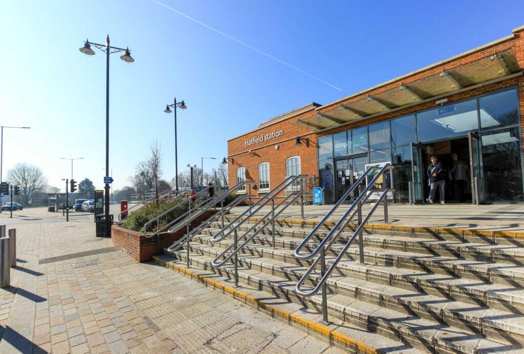 Additional image 5 of Lemsford Road, Hatfield