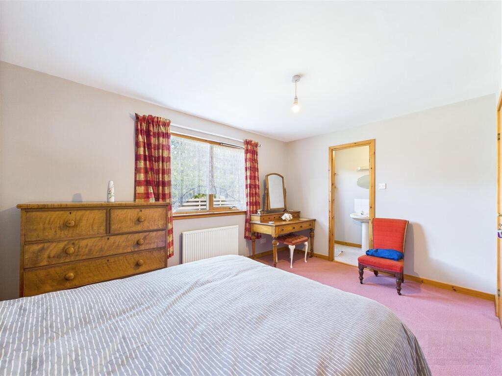 Additional image 19 of 69a Main Street, Tomintoul