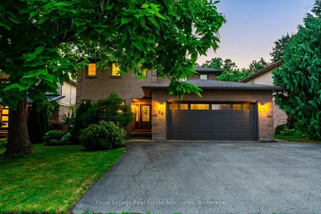 29 Laurendale Ave