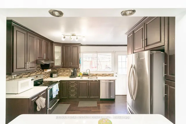 Additional image 9 of 105 Aloma Cres