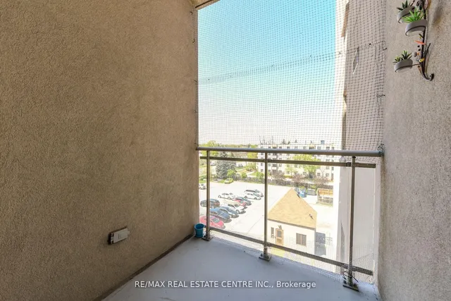 Additional image 36 of 7405 Goreway Dr Unit 520