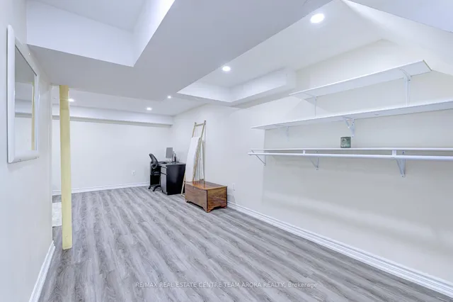 Additional image 40 of 90 Dawson Cres Unit 90