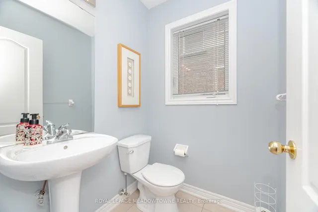 Additional image 20 of 345 Bussel Cres