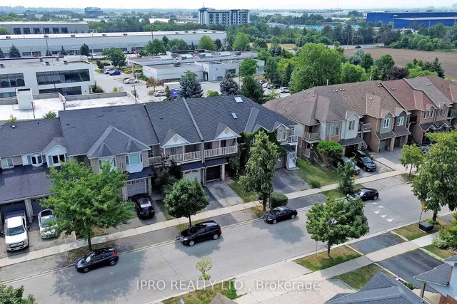 Additional image 32 of 5138 Lampman Ave