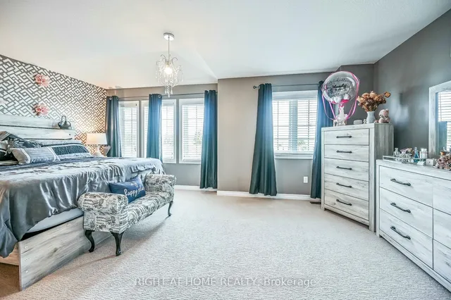 Additional image 31 of 95 Penny Lane