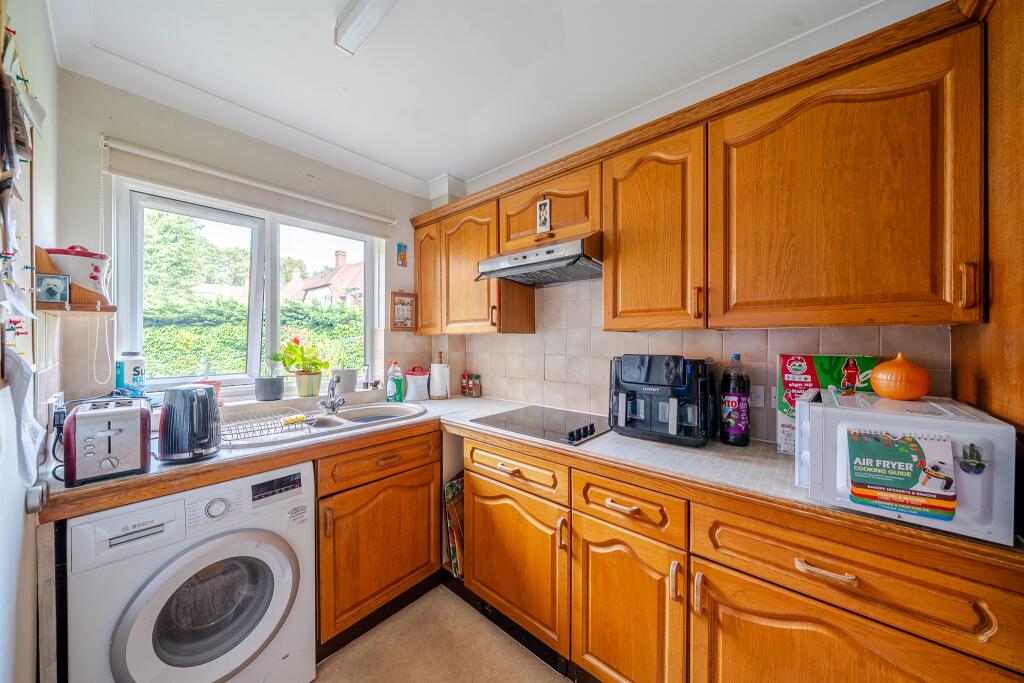 Additional image 17 of Batchwood View, St. Albans