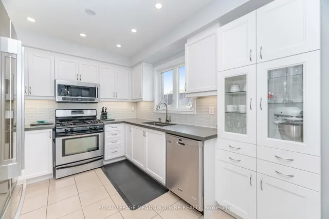 Additional image 17 of 345 Bussel Cres