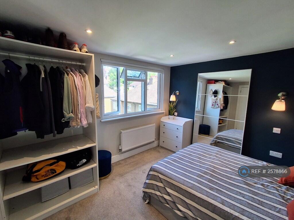 Additional image 6 of Colindale Avenue, St. Albans, AL1