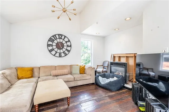 Additional image 5 of 209 Gibson Ave