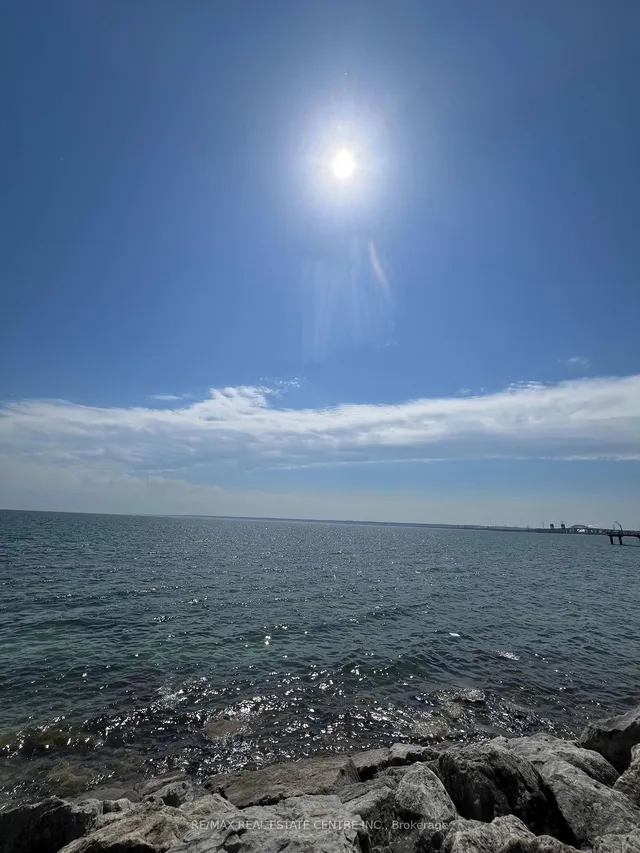 Additional image 36 of 2060 Lakeshore Rd Unit 405