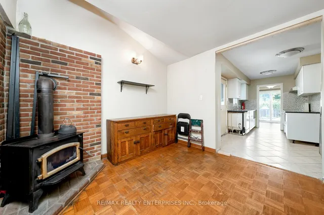 Additional image 10 of 6960 Cadiz Cres