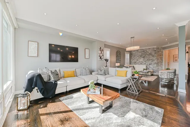 Additional image 37 of 68 Robarts Dr