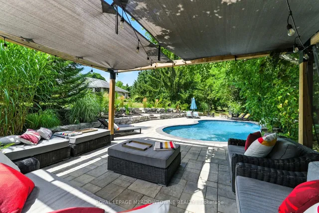 Additional image 49 of 18 Vanstraalen St