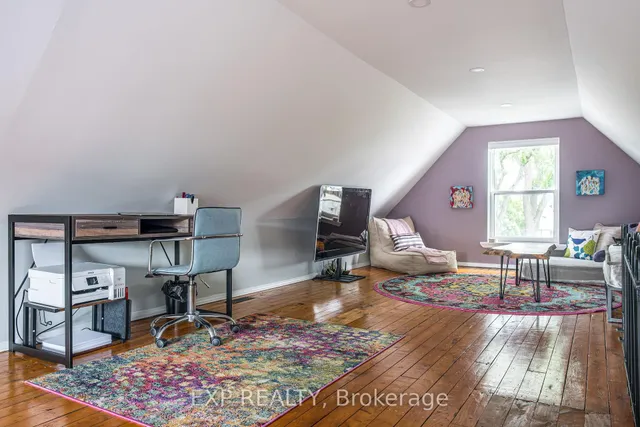 Additional image 32 of 14 Chatham St