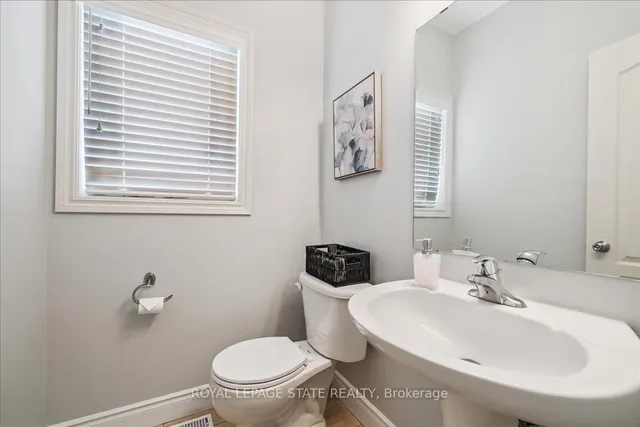 Additional image 12 of 5080 Fairview St Unit 72