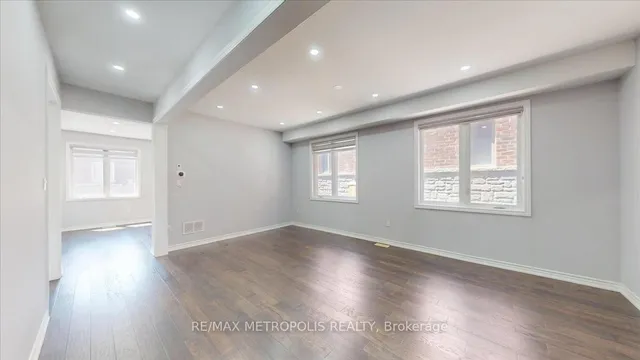 Additional image 5 of 84 Iceland Poppy Tr