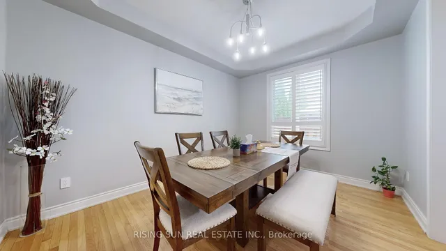 Additional image 14 of 15 Mario St