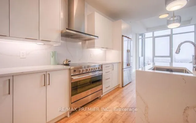 Additional image 12 of 500 Brock Ave Unit 2003