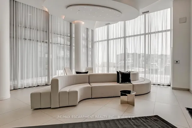 Additional image 4 of 3210 Dakota Common Unit A106